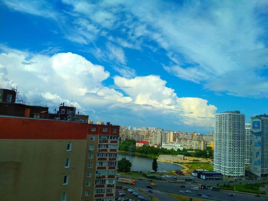 Уютная Квартира Метро Харьковская 3 Мин, Паспорт-Сервис, Аэропорт Борисполь Kyiv Exterior foto